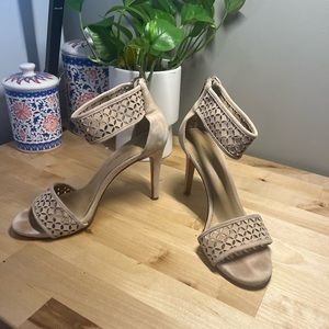 Antonio Melani Nude Heels